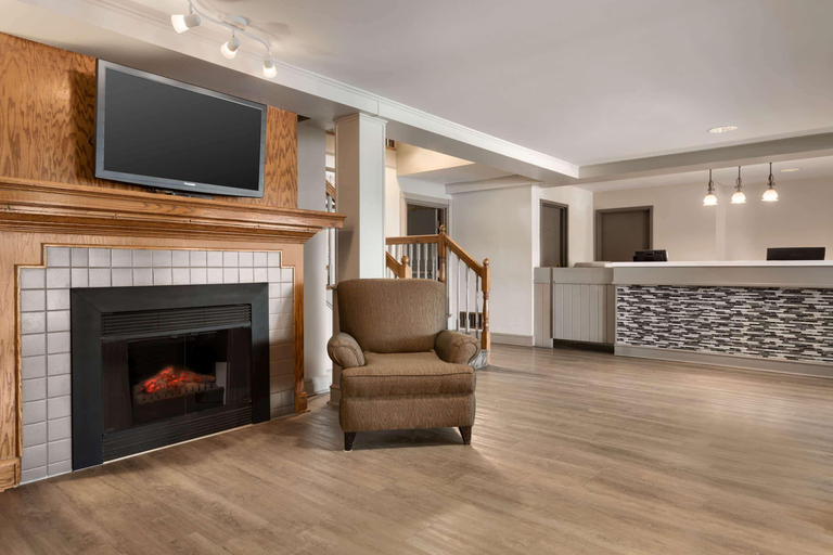 Public Area 2, Travelodge Suites By Wyndham New Glasgow, Pictou