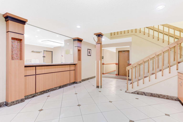 Public Area 2, Super 8 by Wyndham Kutztown/Allentown Area, Lehigh