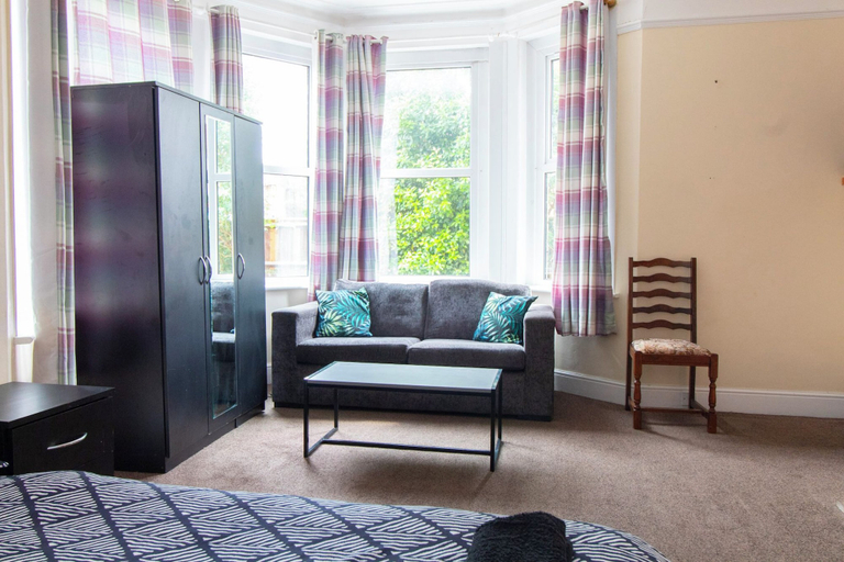 Others 5, Thornbury Guest House Room 1, Southampton