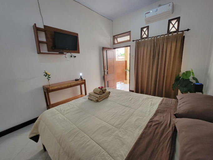 Others 3, N Villa, Lombok