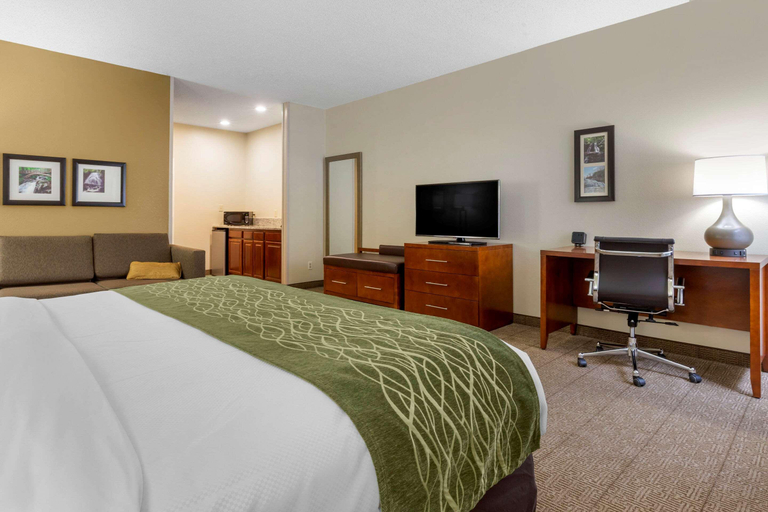 Bedroom 3, Comfort Inn & Suites Lenoir Hwy 321, Caldwell