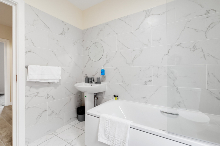 Bathroom, RWJ WS10 Woden House 101, Sandwell