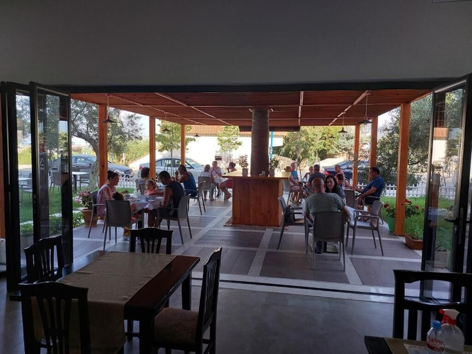 Food & Drinks 4, Velmar Hotel, Kavajës