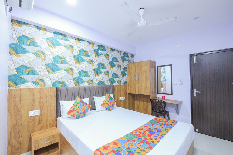 Bedroom 3, FabHotel Golden Comforts, Bangalore