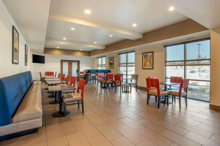Public Area 3, MainStay Suites Near Denver Downtown, Denver