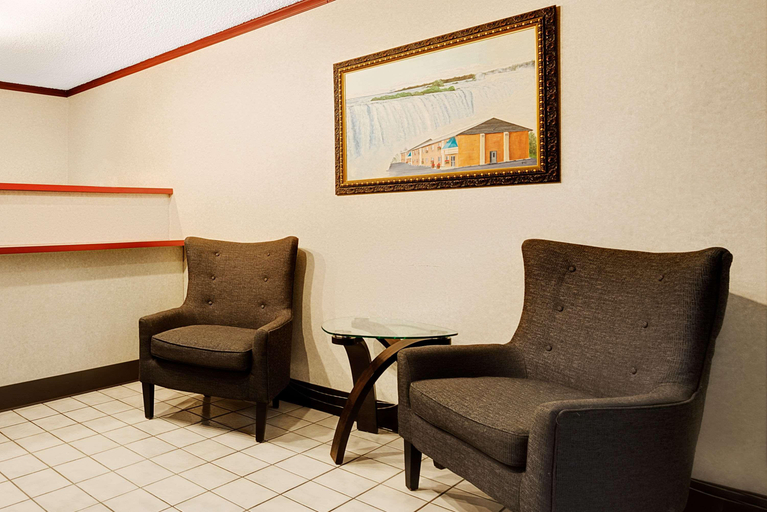 Public Area, Super 8 by Wyndham Kenmore/Buffalo/Niagara Falls Area, Erie