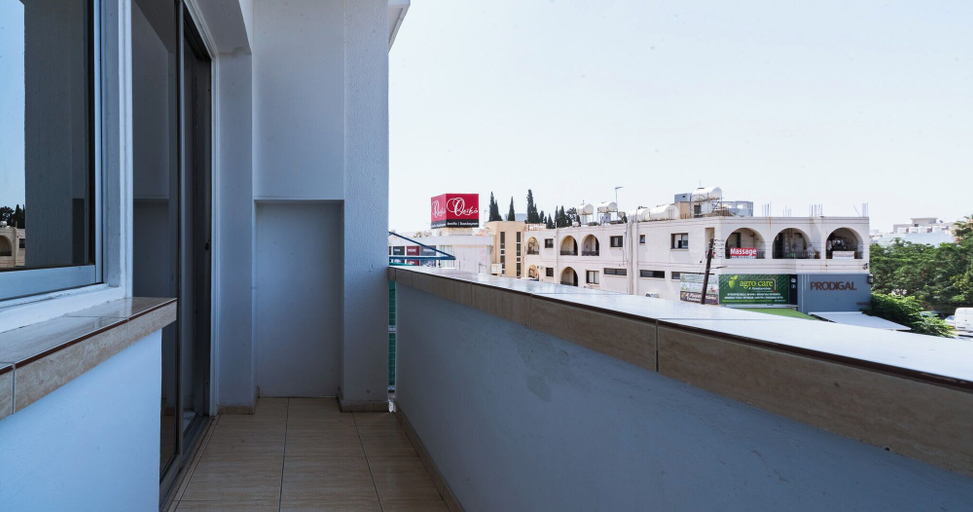 Others 4, Cosy & Central Larnaca Suite, Larnaca
