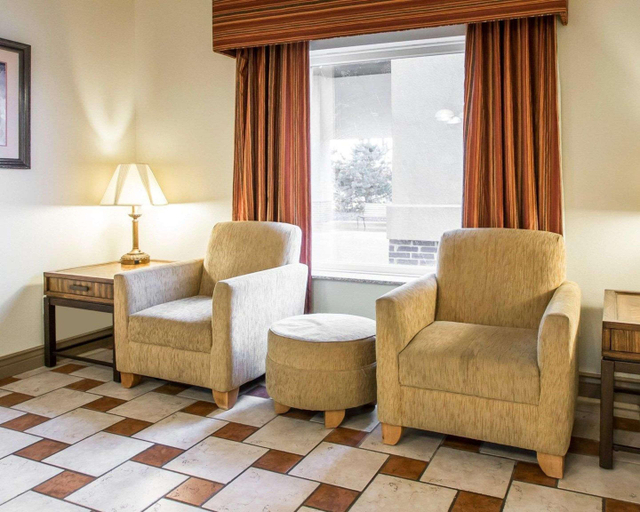 Public Area 3, Econo Lodge Anderson, McDonald