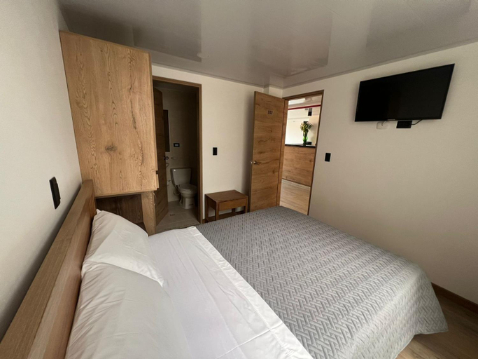 Bedroom 2, Hotel Zafiro Express, Tunja