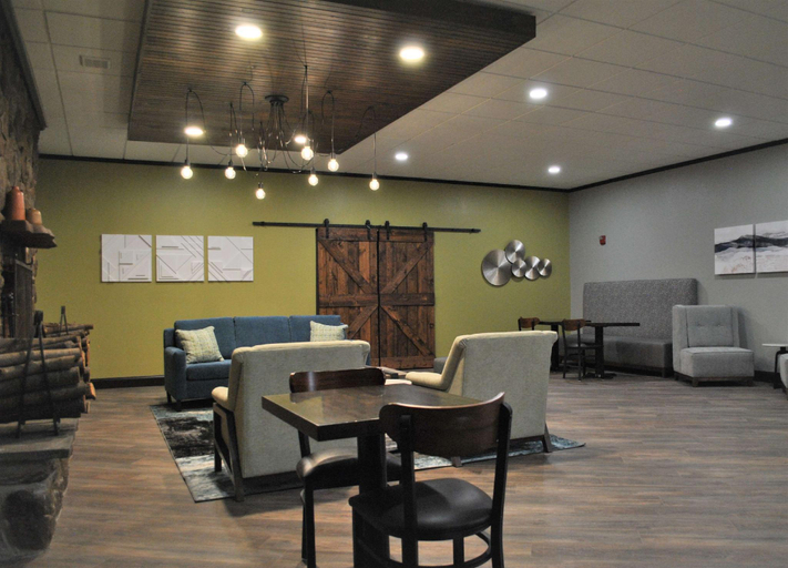 Public Area 3, Best Western Plymouth Inn-White Mountains, Grafton