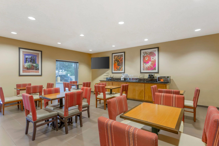Food & Drinks 5, Comfort Inn & Suites Socorro, Socorro
