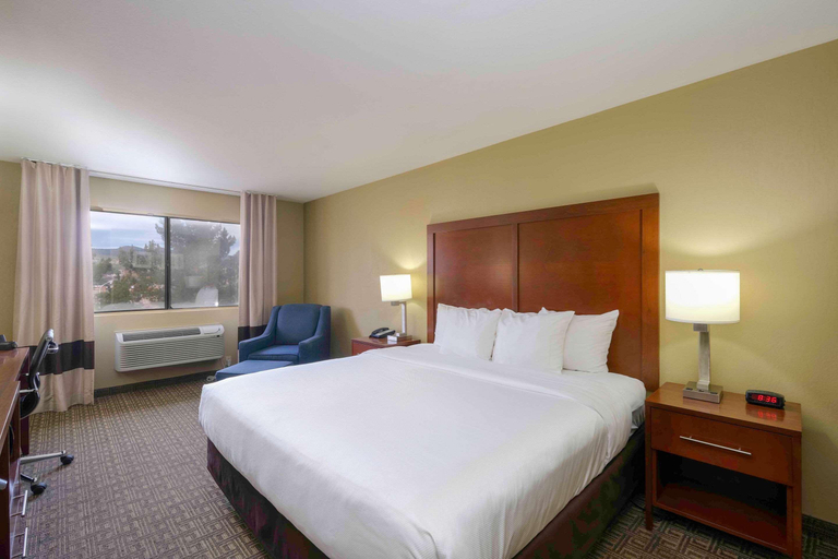 Bedroom 3, Comfort Inn Near Gila National Forest, Grant