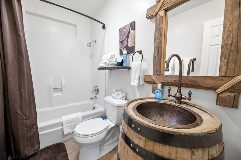 Bathroom 3, Moonlight Serenity, San Bernardino
