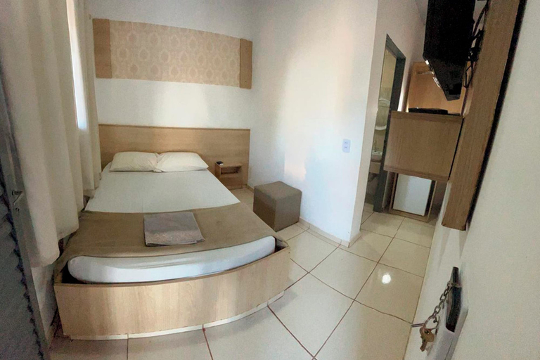 Bedroom 5, FlyWorld Hotel e Agência de Viagens, Acorizal