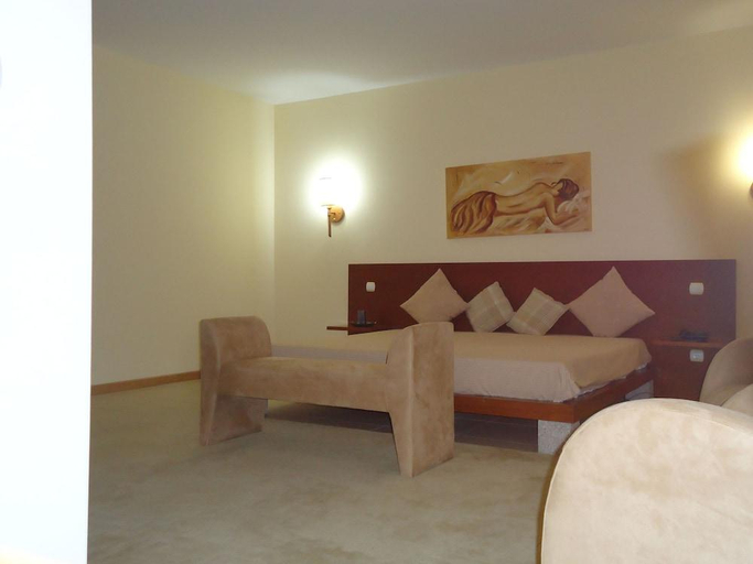 Bedroom 4, Pombeira Hotel, Guarda