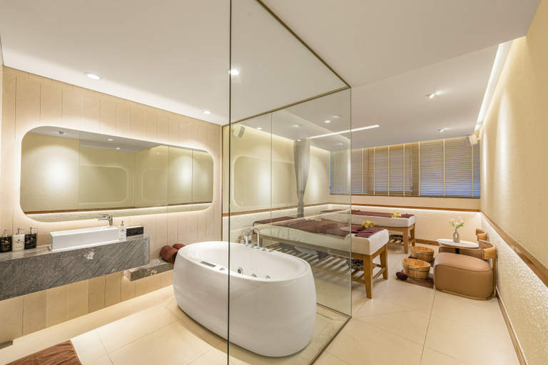Bathroom 5, PHUC LONG LUXURY DANANG, Da Nang