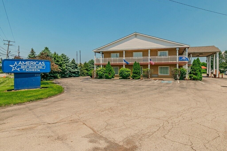Exterior & Views 2, Americas Best Value Inn Austinburg, Ashtabula
