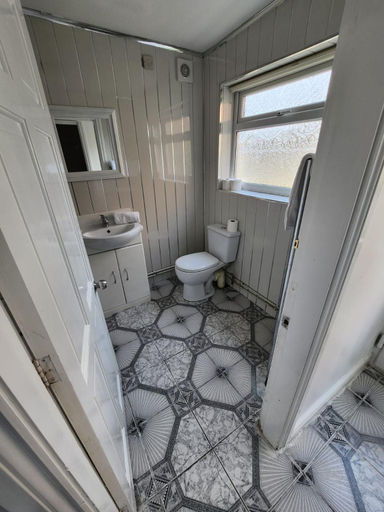 Bathroom 4, Bamville Shared House, Birmingham