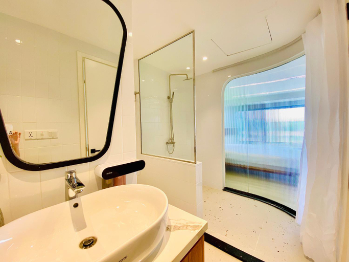 Bathroom 4, Cozy GoldCoast Apartment, Nha Trang