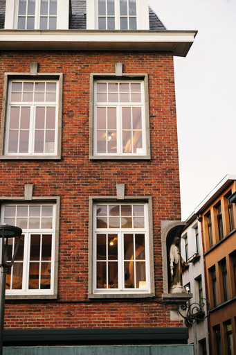 Exterior & Views 2, A Place - Leeuwenstraat 20, Antwerpen