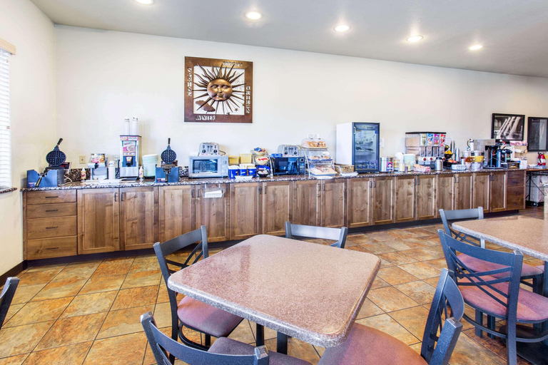 Public Area 2, Days Inn by Wyndham Grand Junction, Mesa