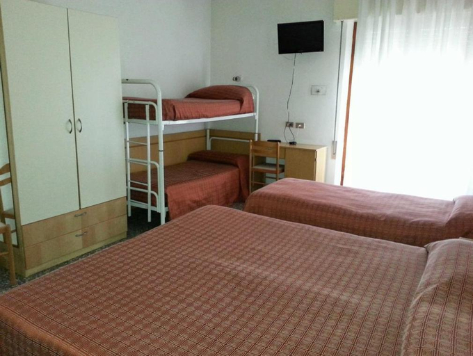 Bedroom 5, Hotel San Remo, Rimini