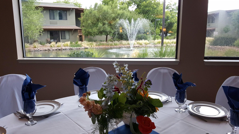 Public Area 2, Gaia Hotel & Spa Redding, an Ascend Collection Hotel, Shasta