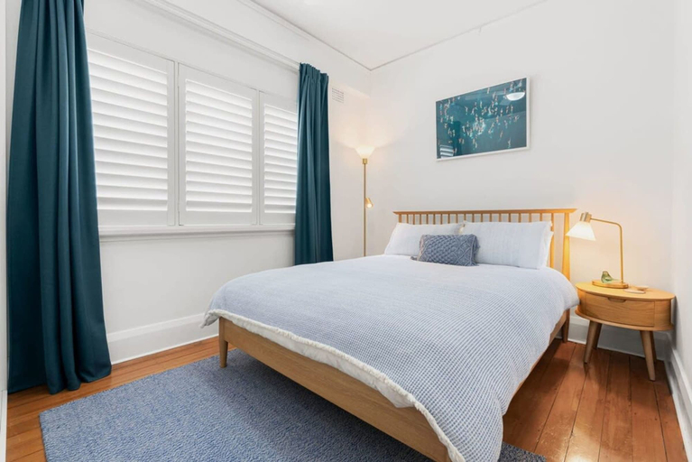 Room 4, Coogee Riviera in Coogee, Sydney