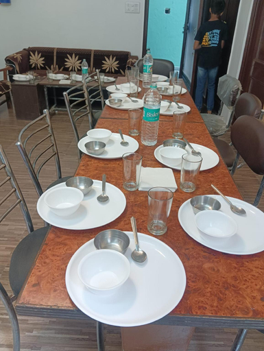 Food & Drinks 4, Green Forest View, Shimla