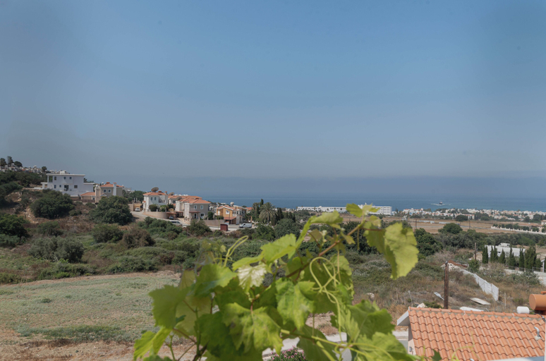 Others 3, Phaedrus Living: Seaview Hilltop Maisonette