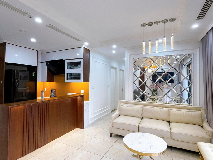 Others 4, Vincom Center Dcapitale 119 Trần Duy Hung Cầu Giấy, Cầu Giấy