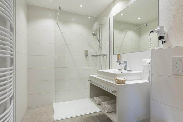Bathroom, Hotel Burgstall, Innsbruck Land