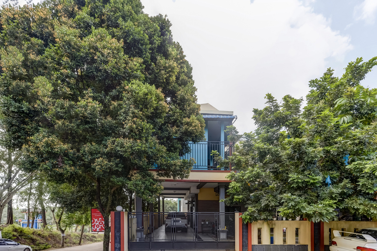 Exterior & Views 1, Oyo 91298 Rumah Cantik Homestay, Batam