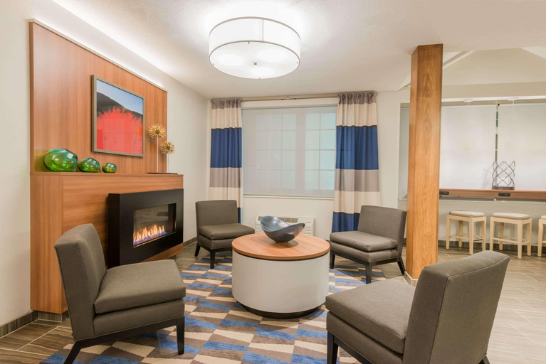 Public Area 2, Microtel Inn & Suites By Wyndham Altoona, Blair