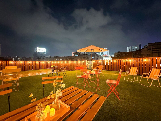 Food & Drinks 5, D.A.L Premium Capsule Hotel, Jongno