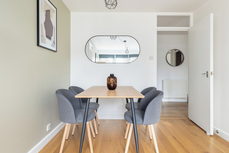 Others 4, Beautiful flat in Battersea, London