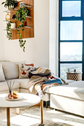 Room 3, Contemporary 2bed in Art Deco Heritage Site Elevea, City of Cape Town