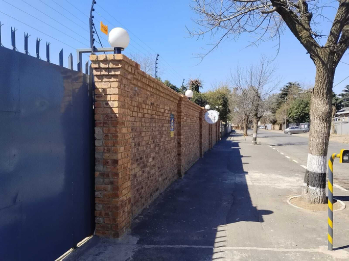 Others 4, Emperor Lodge And Tours, Ekurhuleni