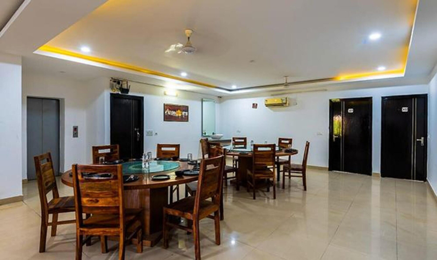 Food & Drinks 5, Fabhotel The Venessa, Gurgaon