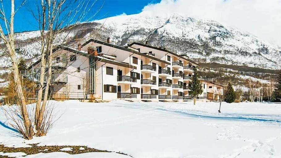 Exterior & Views 2, Hotel Verdeneve, L'Aquila