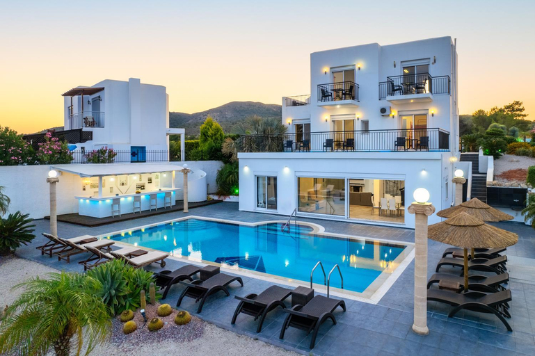 Others 5, Diamond Villa, South Aegean