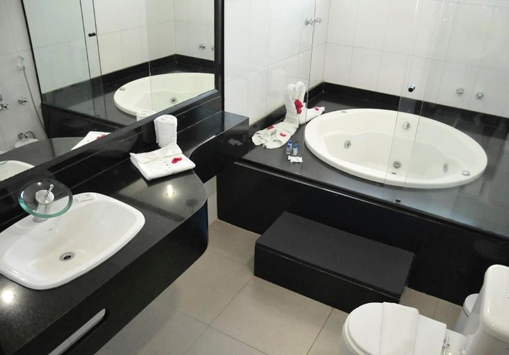 Bathroom 4, Sueds Plaza, Porto Seguro