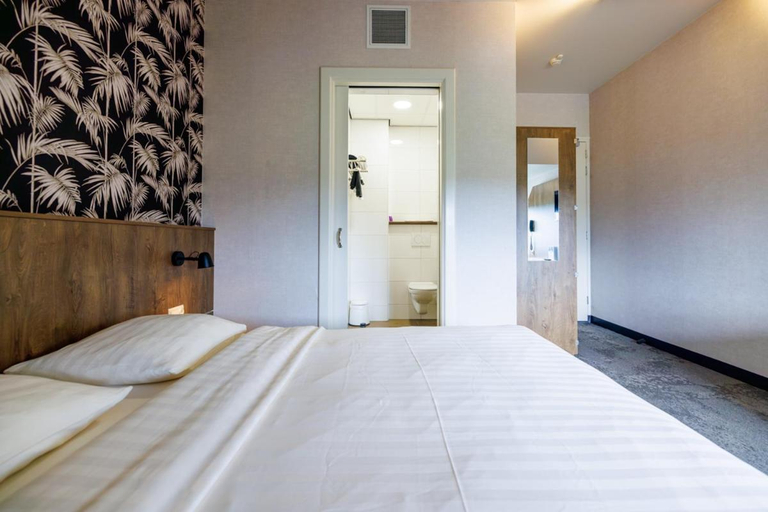 Bedroom 2, Frans op den Bult, Hengelo