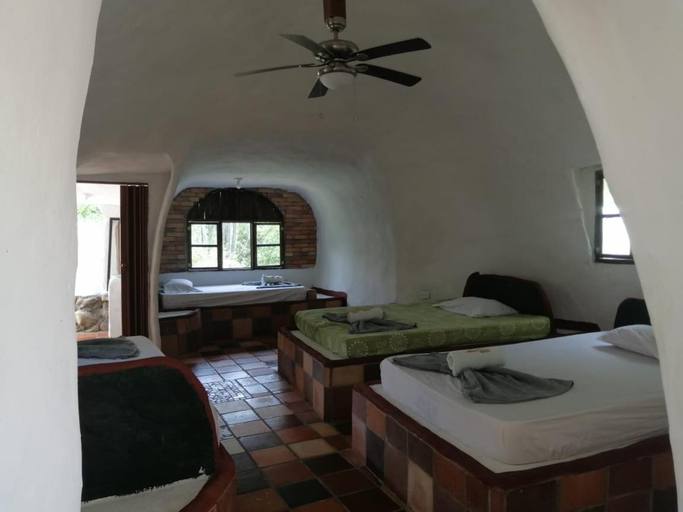 Bedroom 2, Refugio Shangrila, Los Santos