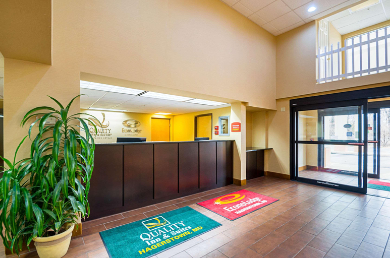 Public Area 2, Quality Inn & Suites Hagerstown, Washington