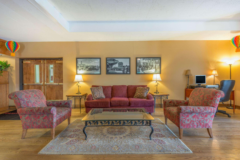 Public Area 2, Ramada by Wyndham Albuquerque Airport, Bernalillo