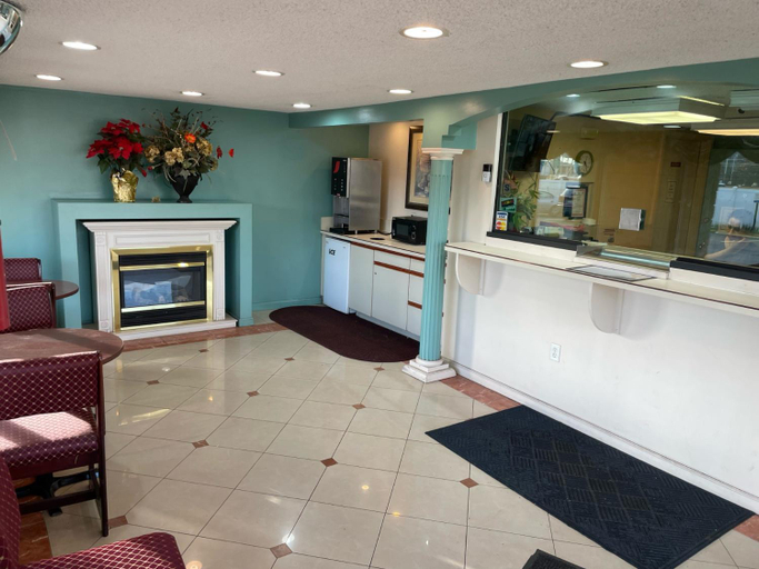 Public Area 3, Express Inn -Rahway, Union