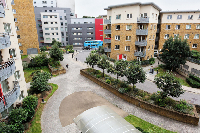 Exterior & Views 2, Modern Apartment in Bow, London