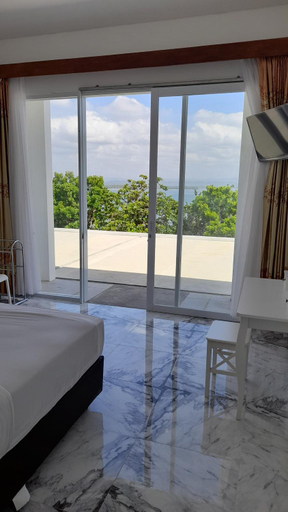 Bedroom 3, Beach Hotel Wirton Batukaras, Pangandaran