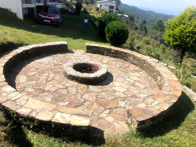 Others 4, Elphinstone Himalayan Resort, Almora